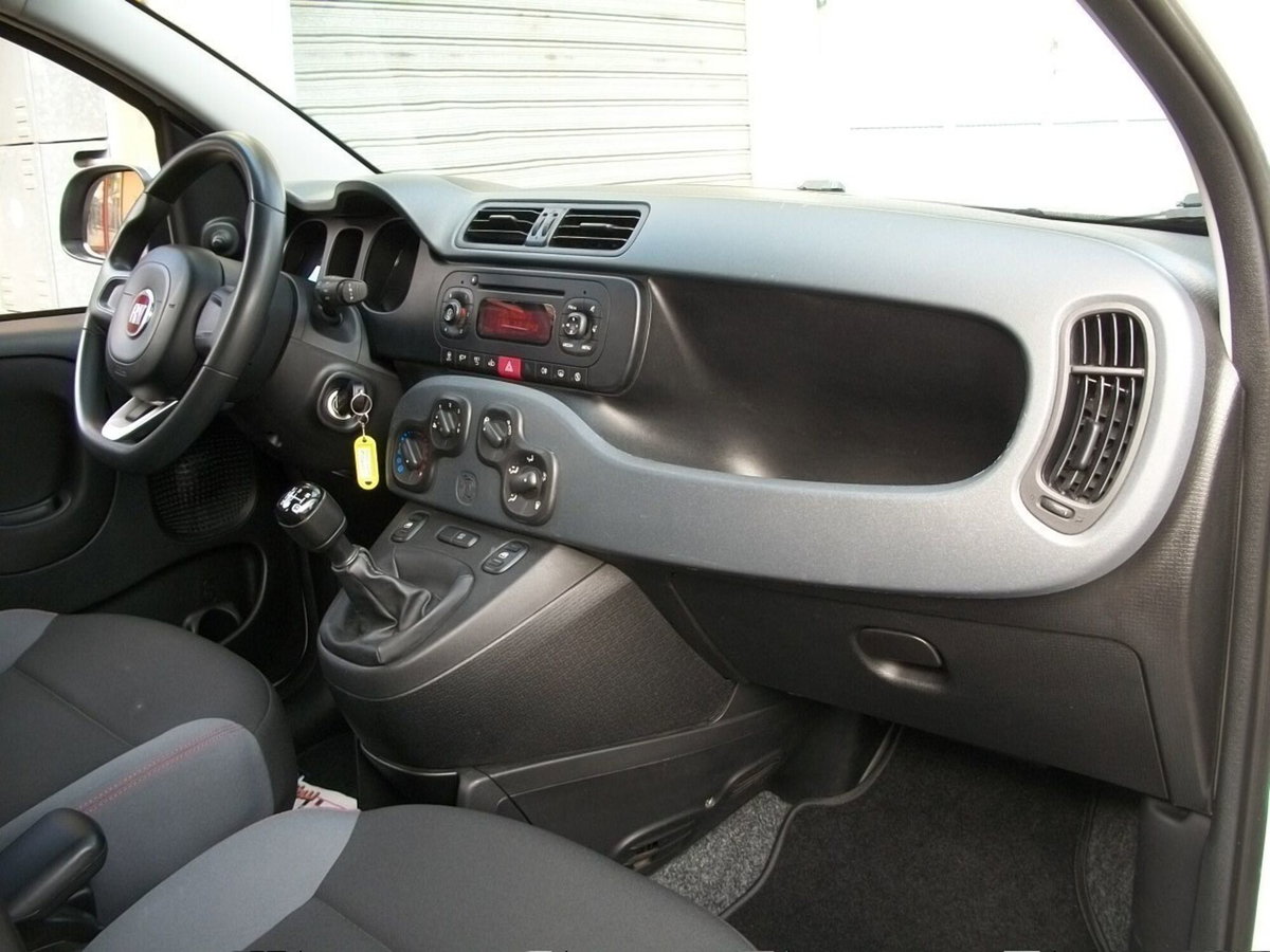 Fiat Panda 1.3 MJT 95 CV S&S Easy (19)