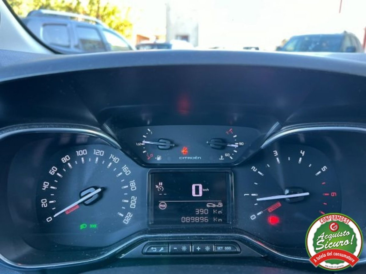 Citroen C3 Aircross PureTech 82 Shine (15)