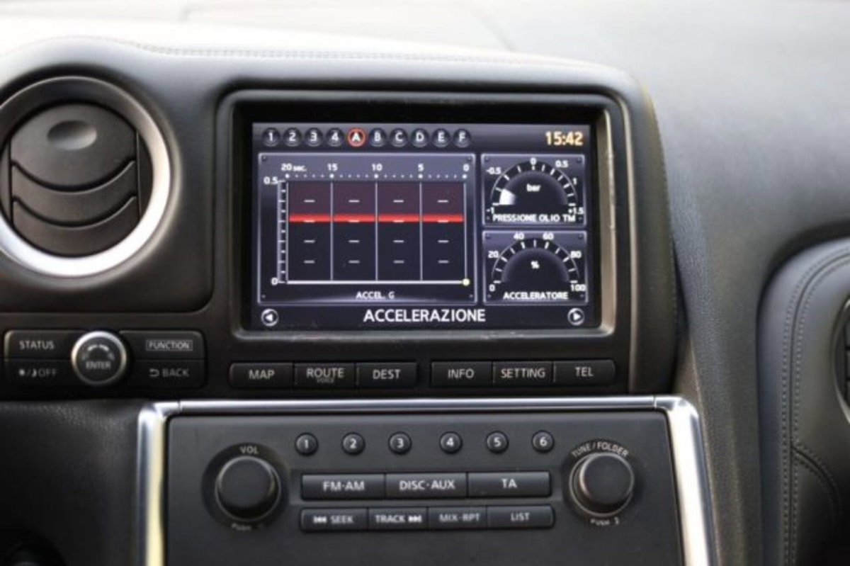Nissan GT-R 3.8 V6 Premium (11)