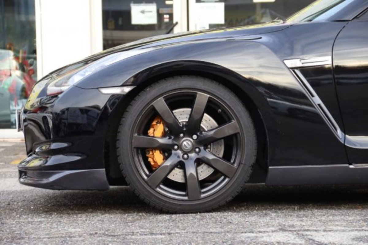 Nissan GT-R 3.8 V6 Premium (4)