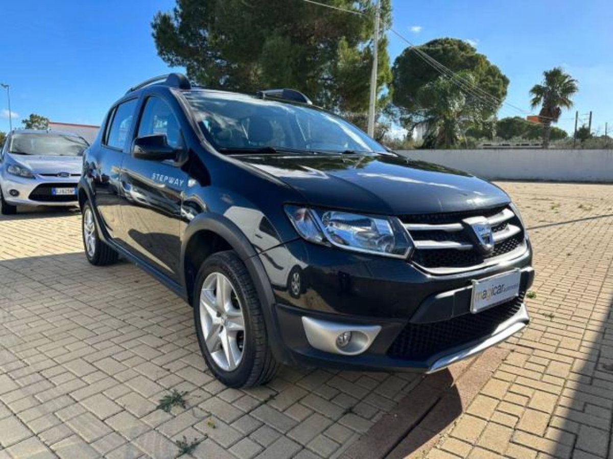 Dacia Sandero Stepway 1.5 dCi 8V 90CV (2)