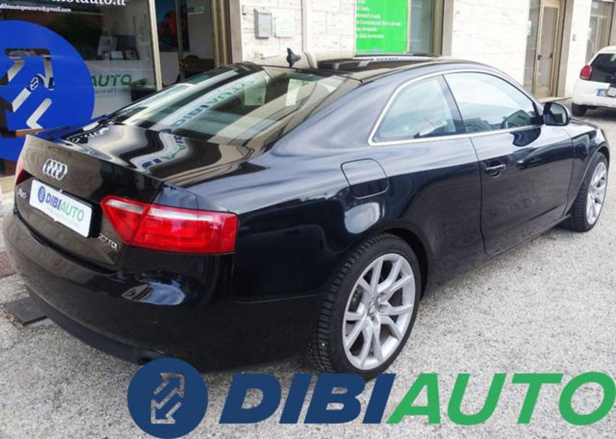 Audi A5 Coupé 2.7 V6 TDI F.AP. multitronic (4)