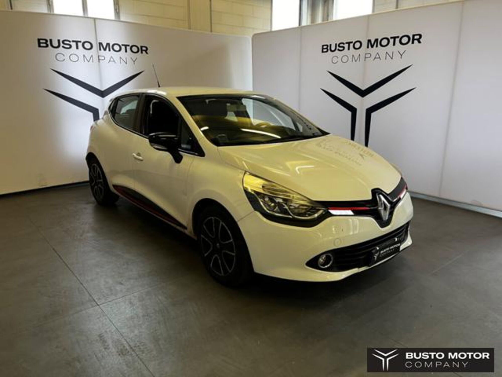 Renault Clio 0.9 TCe 12V 90CV Start&Stop 5 porte Energy usato