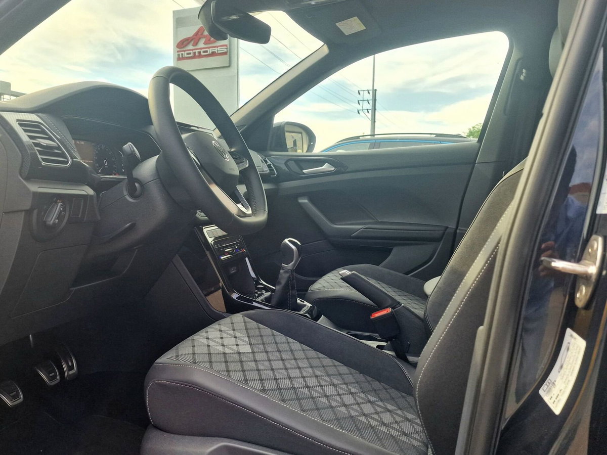 Volkswagen T-Cross 1.0 tsi Life 95cv (11)