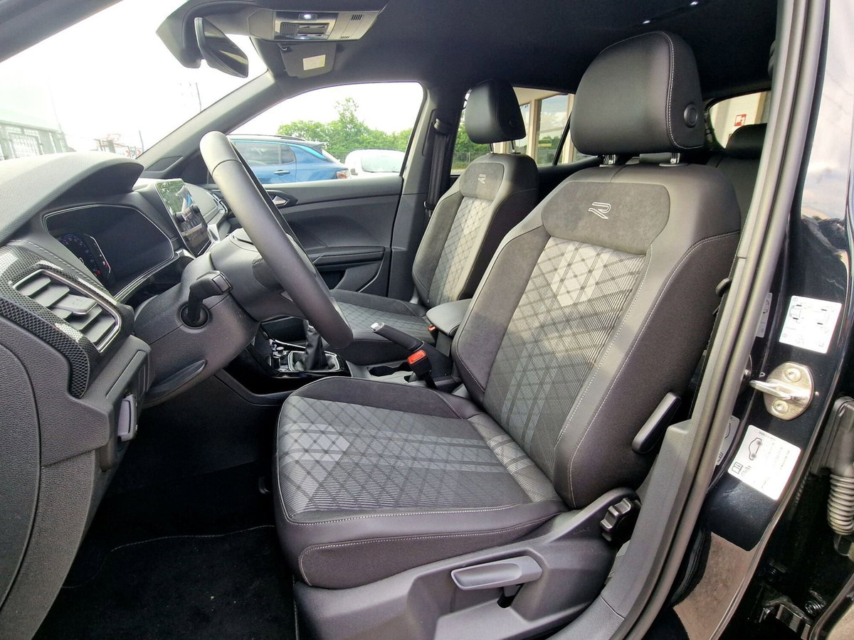 Volkswagen T-Cross 1.0 tsi Life 95cv (12)