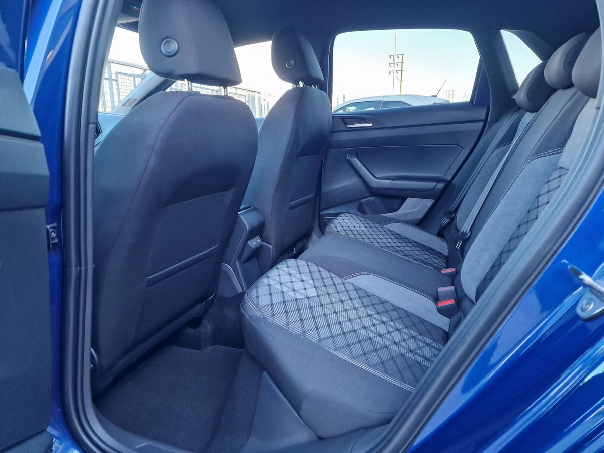 Volkswagen Polo 1.0 EVO (11)