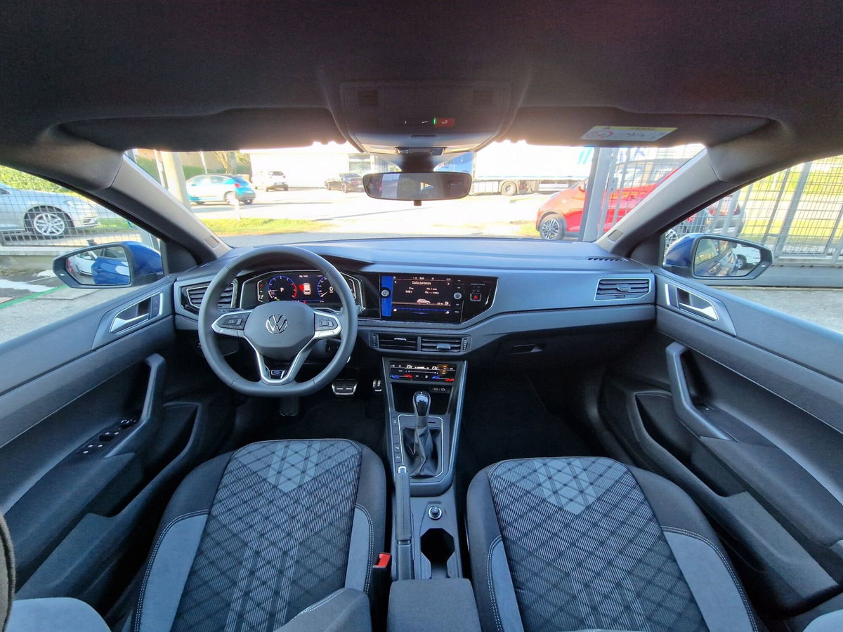 Volkswagen Polo 1.0 EVO (12)