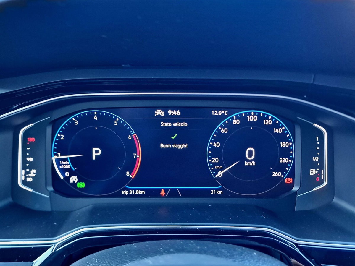 Volkswagen Polo 1.0 EVO (13)