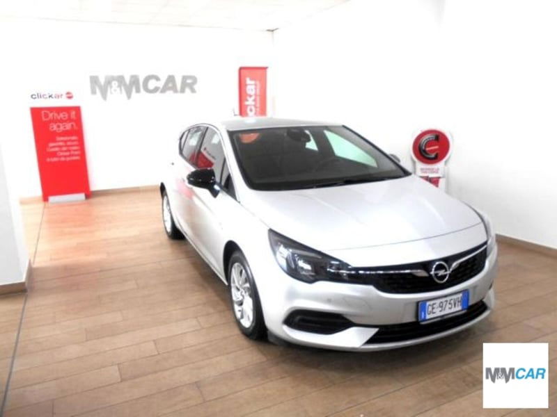Opel Astra 1.2 Turbo 110 CV Elegance