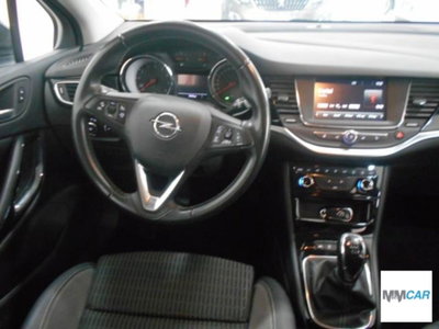 Opel Astra 1.2 Turbo 110 CV Elegance (11)