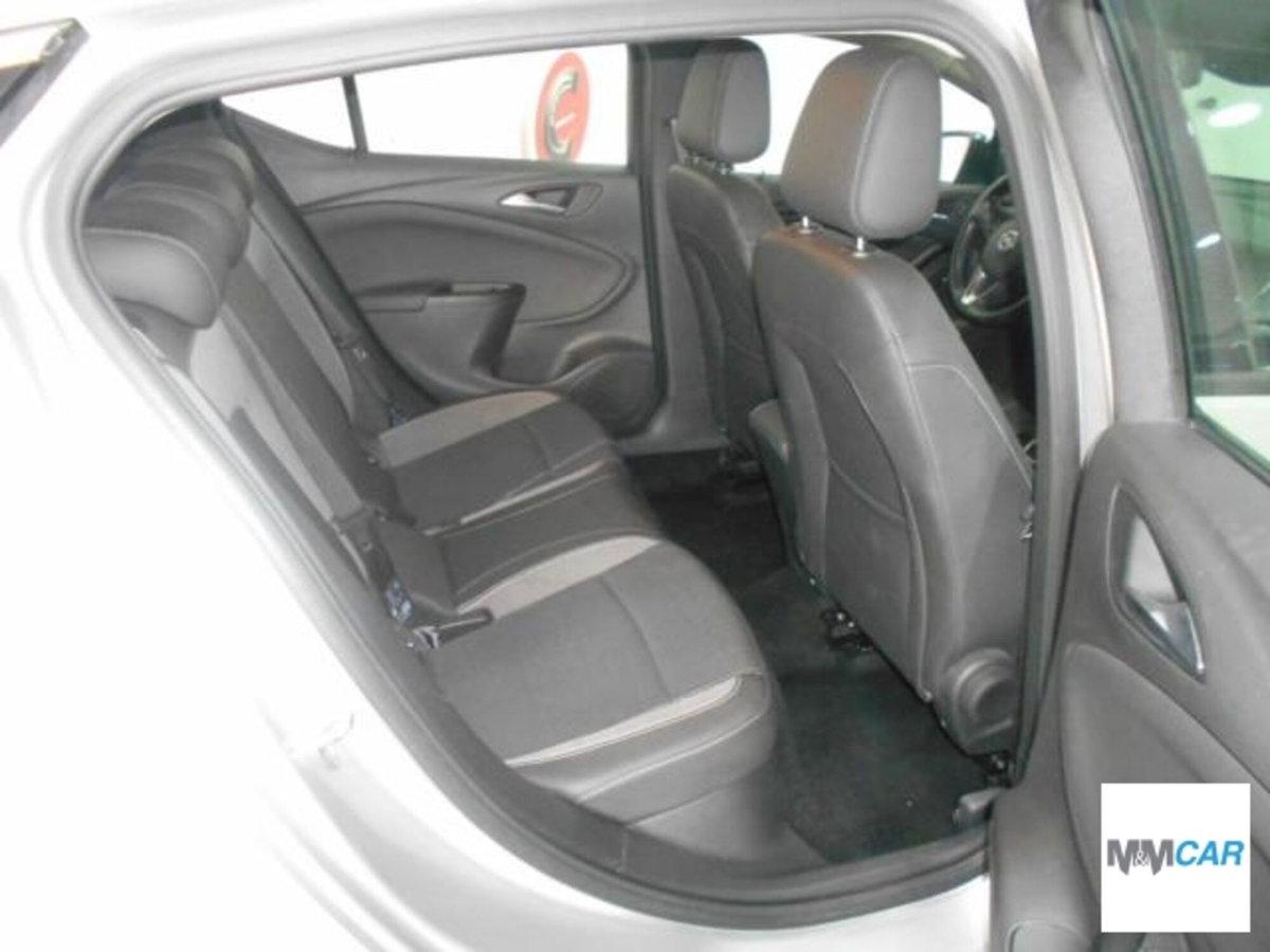Opel Astra 1.2 Turbo 110 CV Elegance (14)