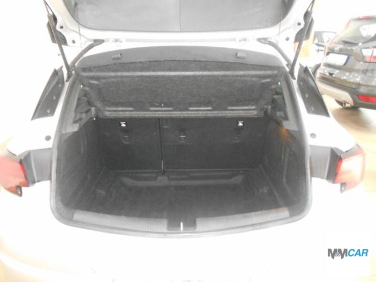 Opel Astra 1.2 Turbo 110 CV Elegance (5)