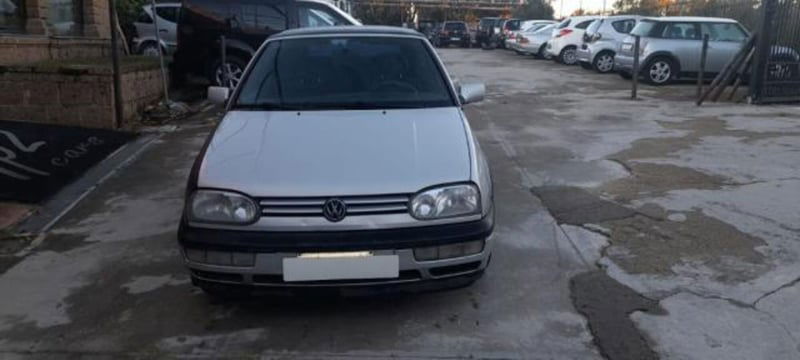 Volkswagen Golf Cabrio 1.6 cat Colour Concept