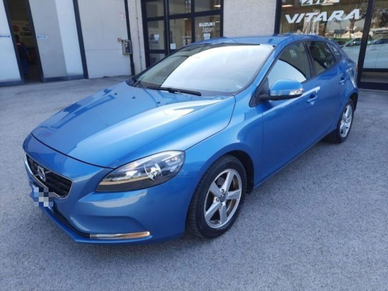 Volvo V40 D2 'eco' Momentum