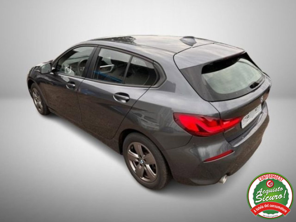 BMW Serie 1 116d 2.0 116CV cat 5 porte Attiva DPF (5)