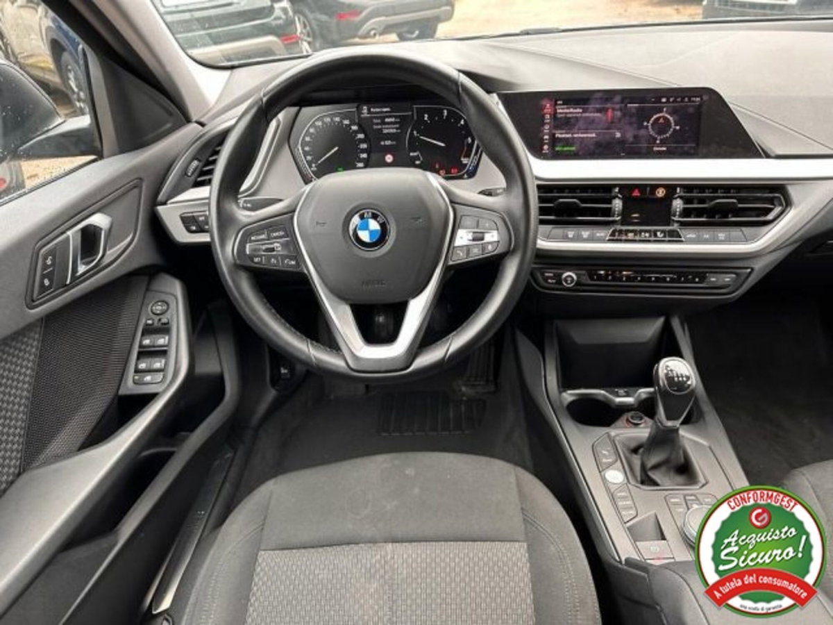 BMW Serie 1 116d 2.0 116CV cat 5 porte Attiva DPF (10)