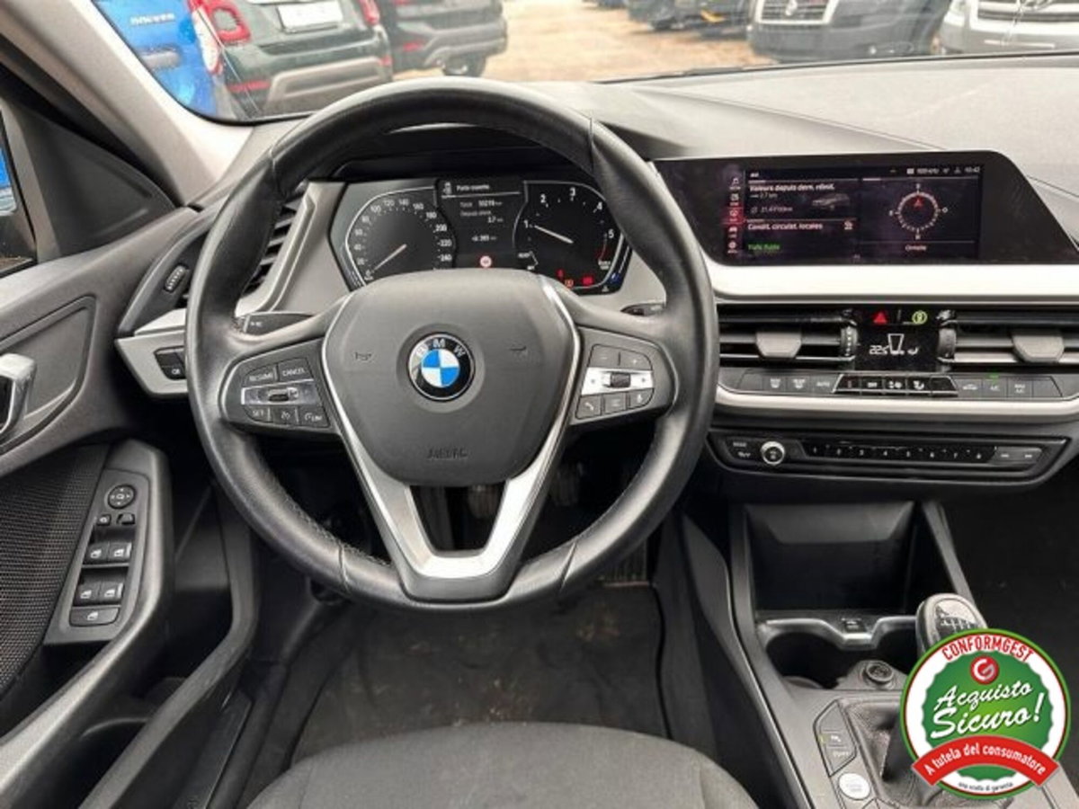 BMW Serie 1 116d 2.0 116CV cat 5 porte Attiva DPF (10)