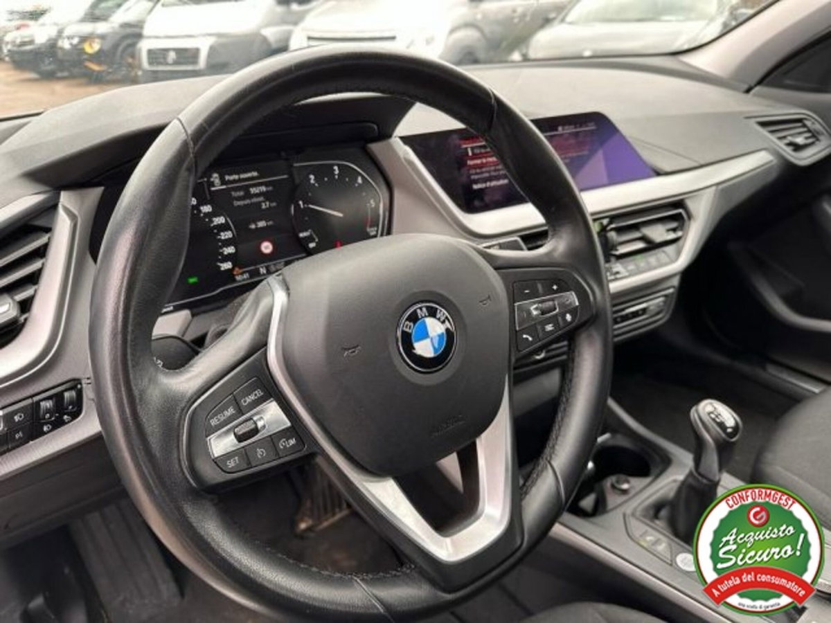 BMW Serie 1 116d 2.0 116CV cat 5 porte Attiva DPF (8)