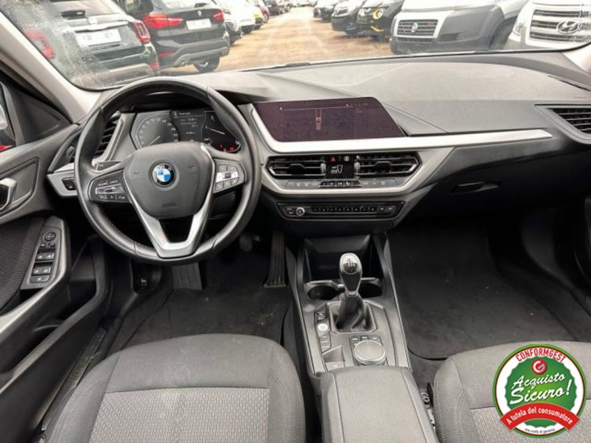 BMW Serie 1 116d 2.0 116CV cat 5 porte Attiva DPF (12)