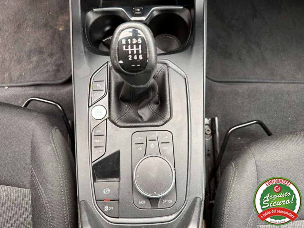 BMW Serie 1 116d 2.0 116CV cat 5 porte Attiva DPF (17)