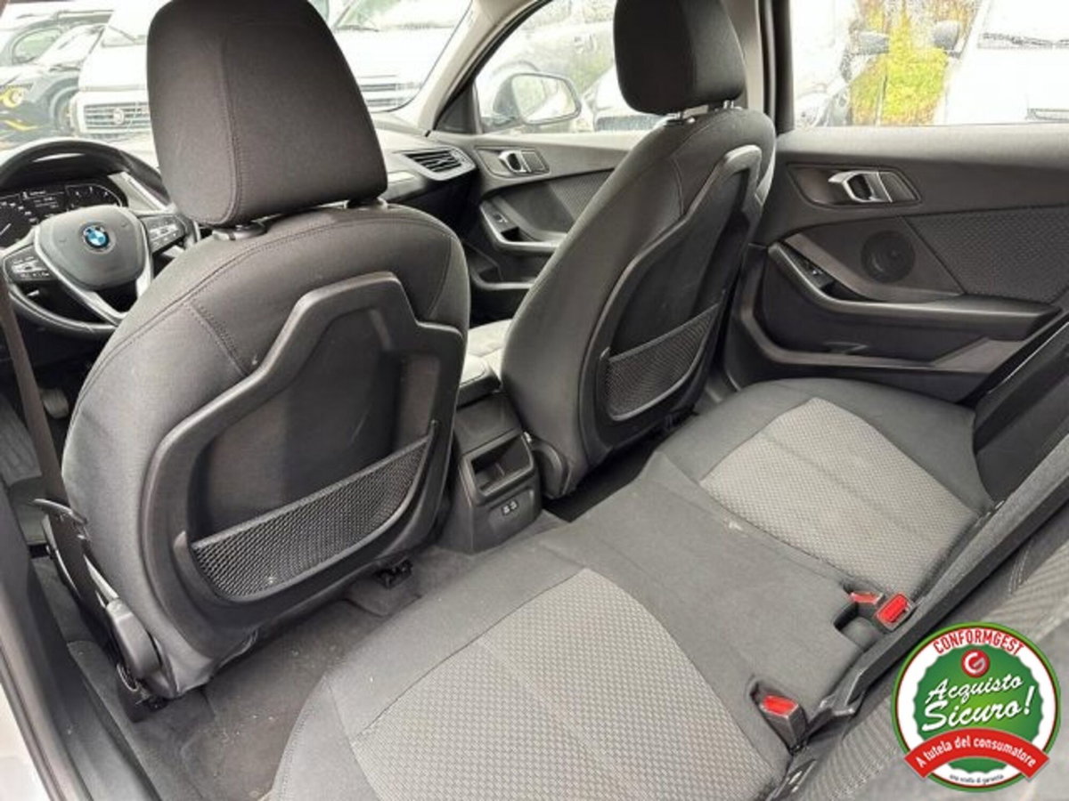 BMW Serie 1 116d 2.0 116CV cat 5 porte Attiva DPF (20)