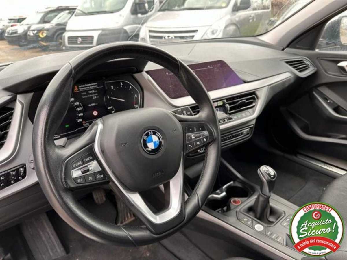 BMW Serie 1 116d 2.0 116CV cat 5 porte Attiva DPF (8)