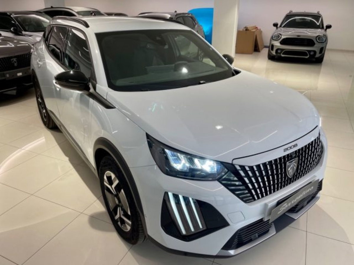 Peugeot 2008 BlueHDi 130 S&S EAT8 Allure Pack (5)