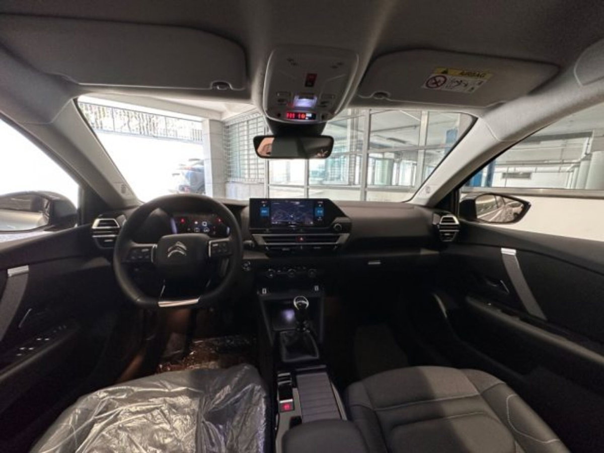 Citroen C4 BlueHDi 110 S&S Shine (11)