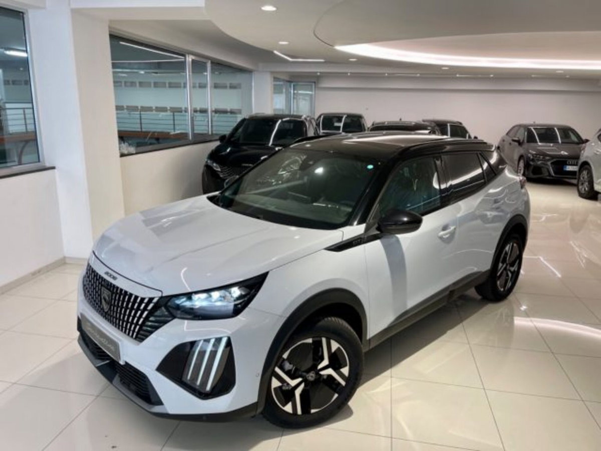 Peugeot 2008 BlueHDi 130 S&S EAT8 GT (2)