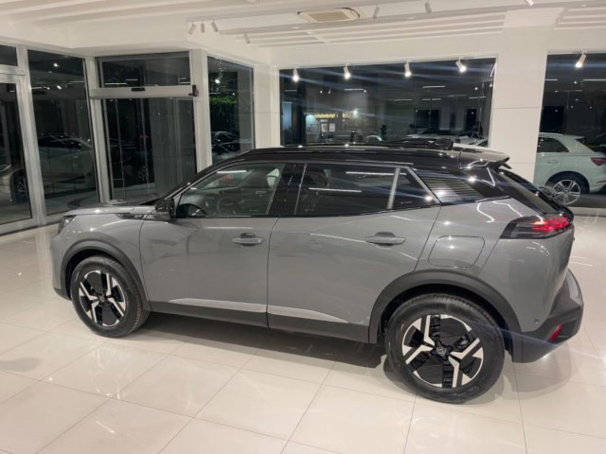 Peugeot 2008 BlueHDi 130 S&S EAT8 GT (5)