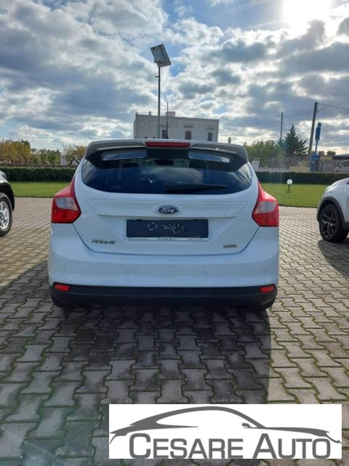 Ford Focus 1.0 EcoBoost 125 CV 5p Business (5)