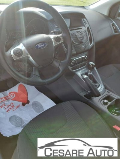 Ford Focus 1.0 EcoBoost 125 CV 5p Business (8)