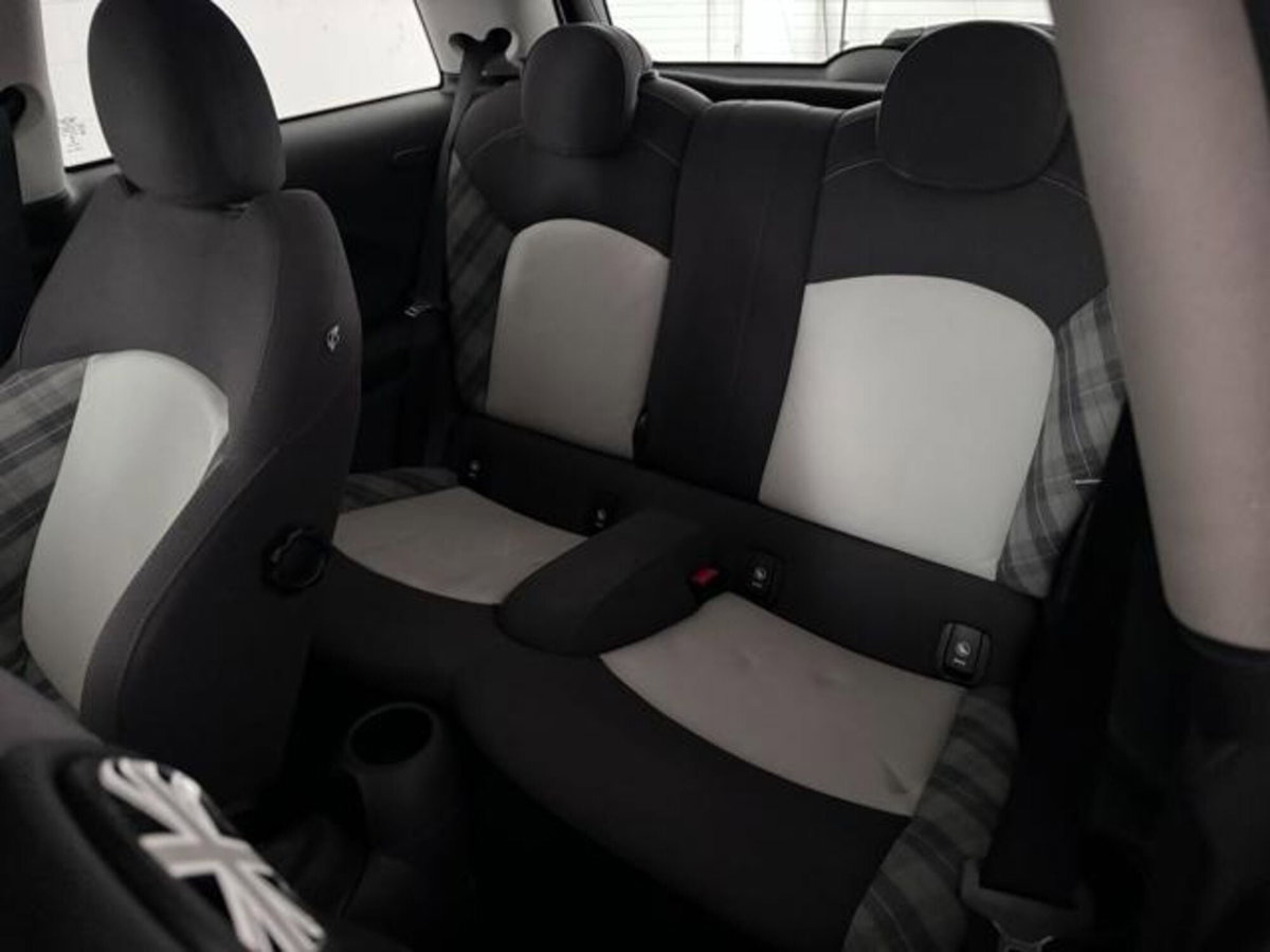 MINI Mini 1.5 Cooper D (12)