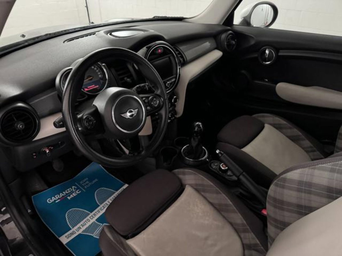 MINI Mini 1.5 Cooper D (11)