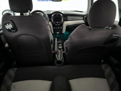 MINI Mini 1.5 Cooper D (16)