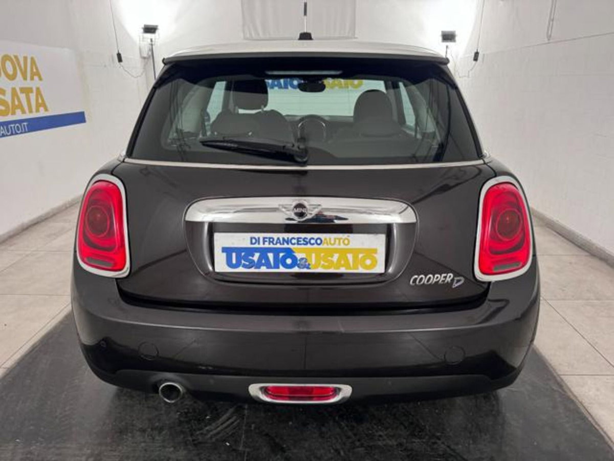 MINI Mini 1.5 Cooper D (3)
