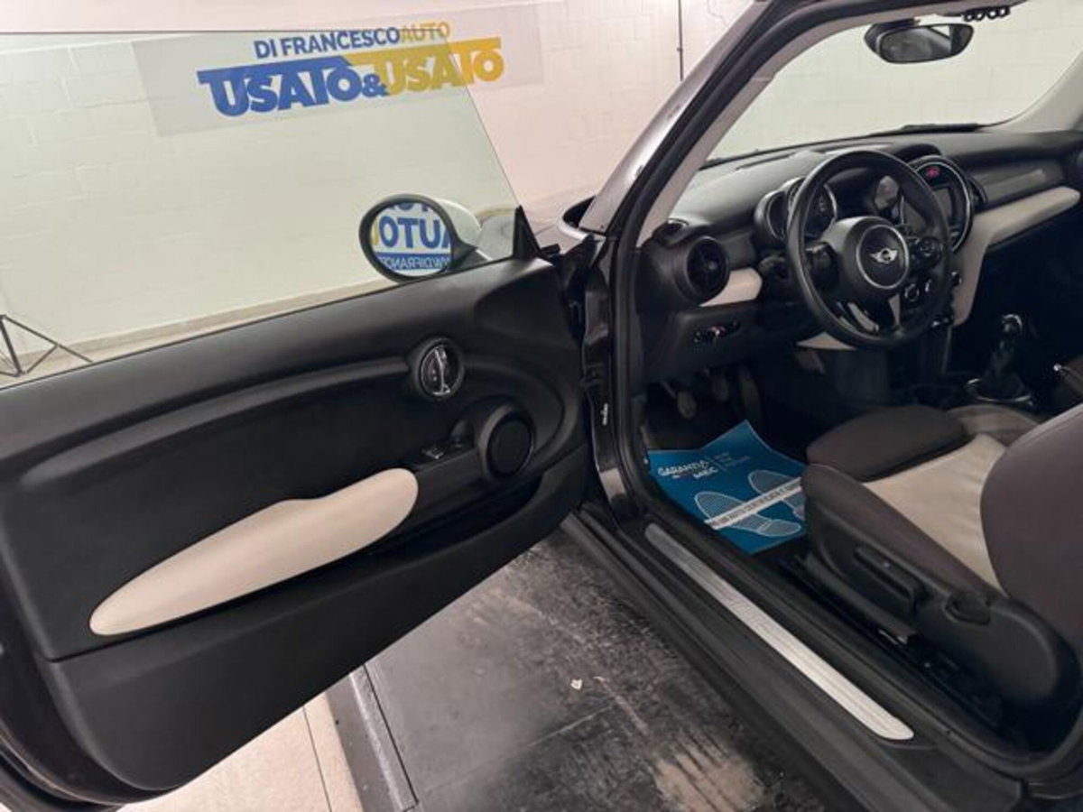 MINI Mini 1.5 Cooper D (9)