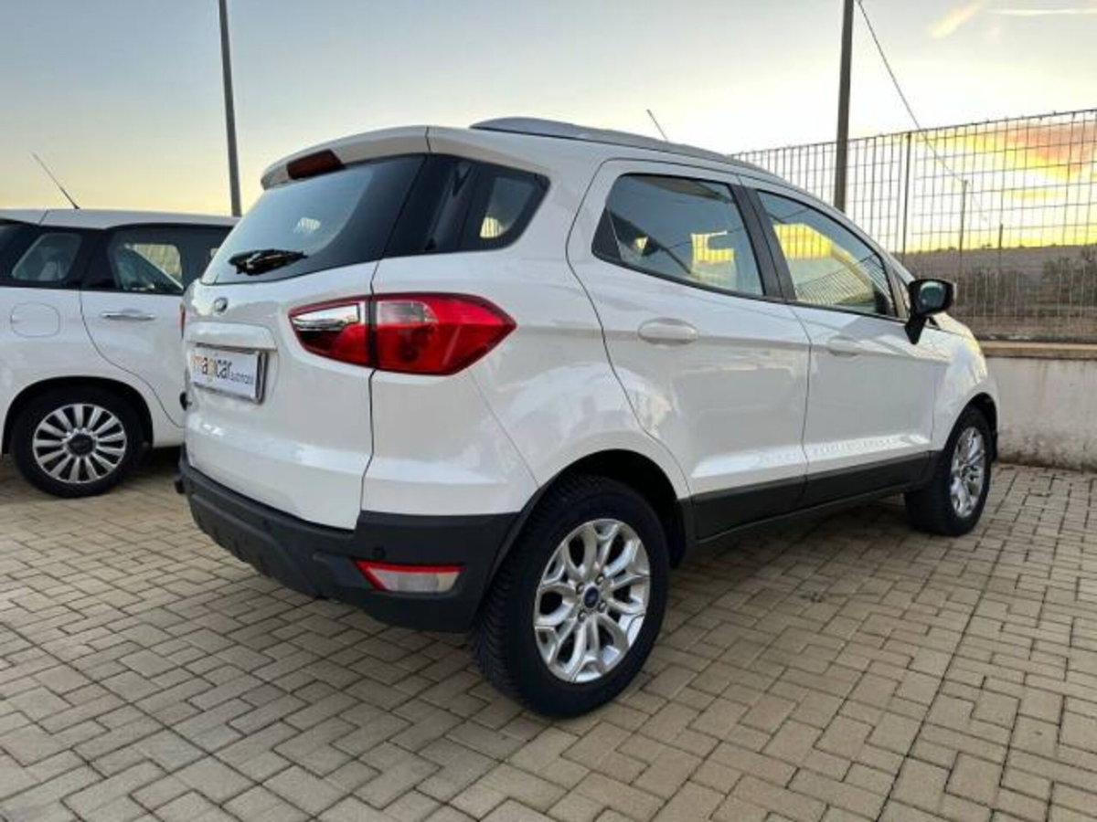 Ford EcoSport 1.5 TDCi 95 CV Titanium S (3)