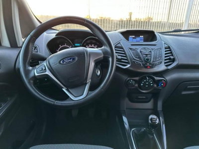 Ford EcoSport 1.5 TDCi 95 CV Titanium S (9)