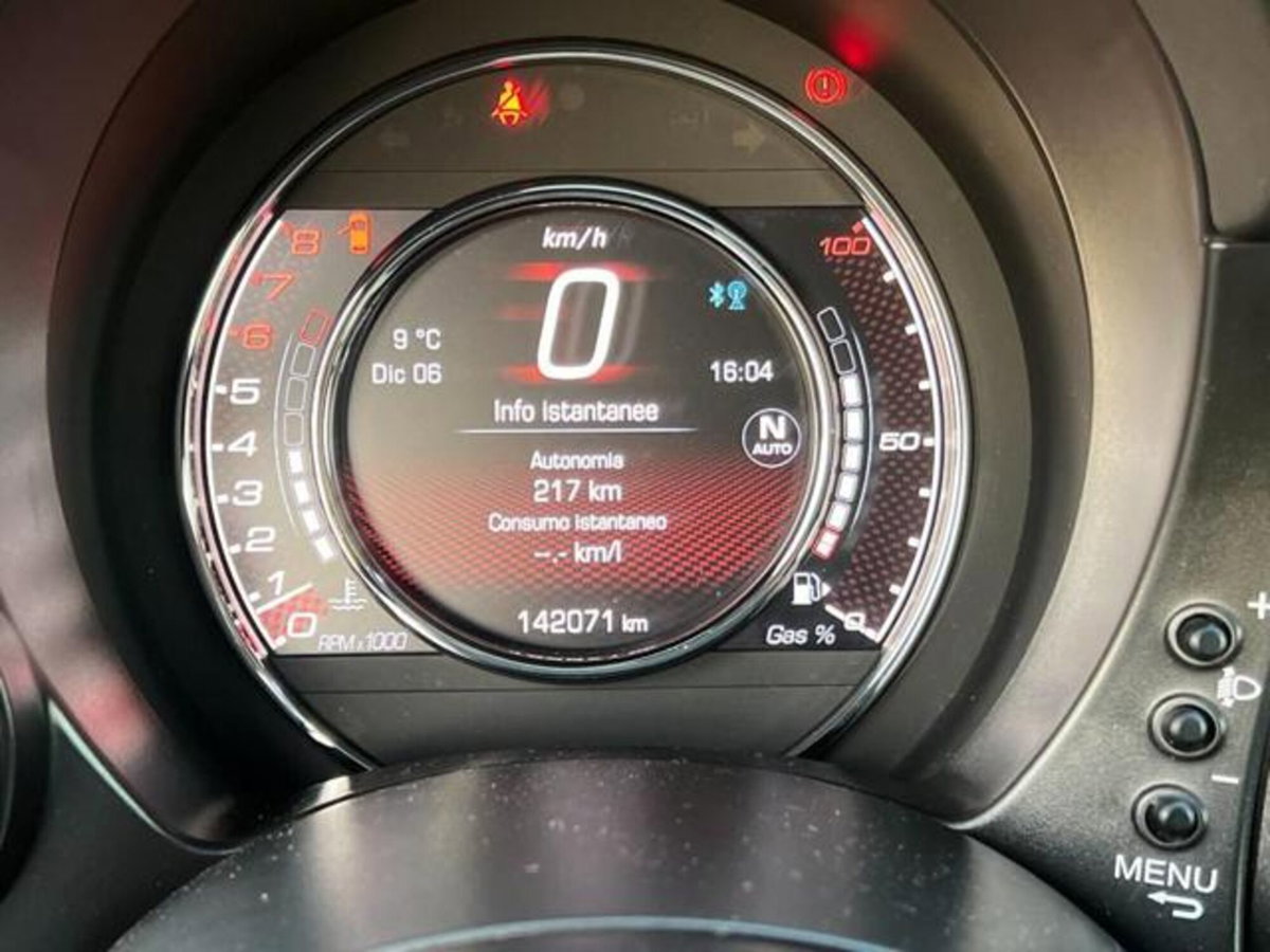Abarth 595 595 1.4 Turbo T-Jet 160 CV MTA Competizione (20)