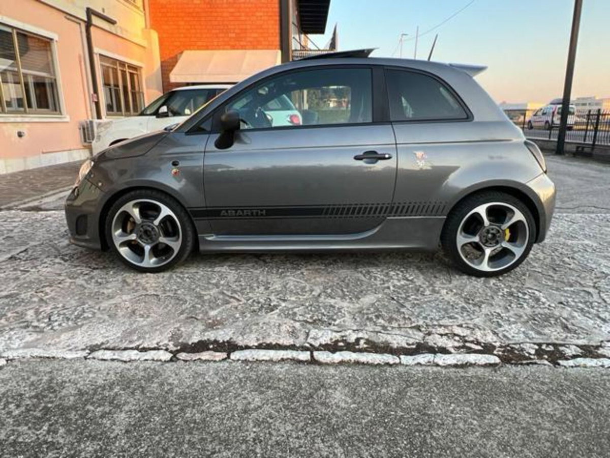 Abarth 595 595 1.4 Turbo T-Jet 160 CV MTA Competizione (7)