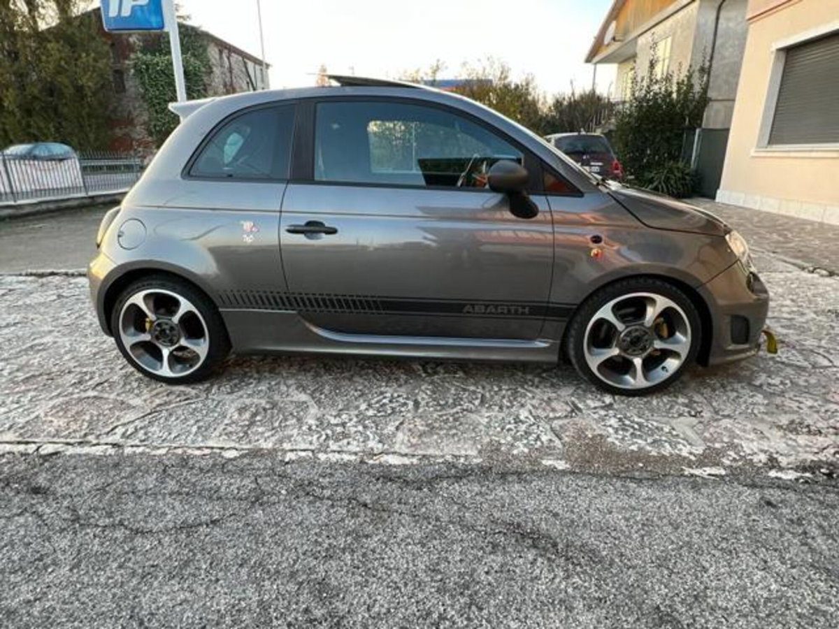 Abarth 595 595 1.4 Turbo T-Jet 160 CV MTA Competizione (8)
