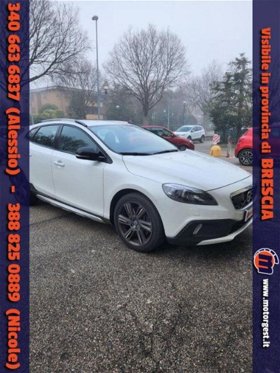 Volvo V40 Cross Country D3 Geartronic Kinetic my 15 usata