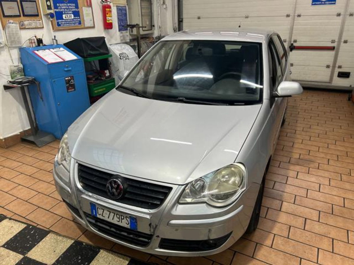 Volkswagen Polo 1.4/69CV TDI 5p. Comfortline (2)
