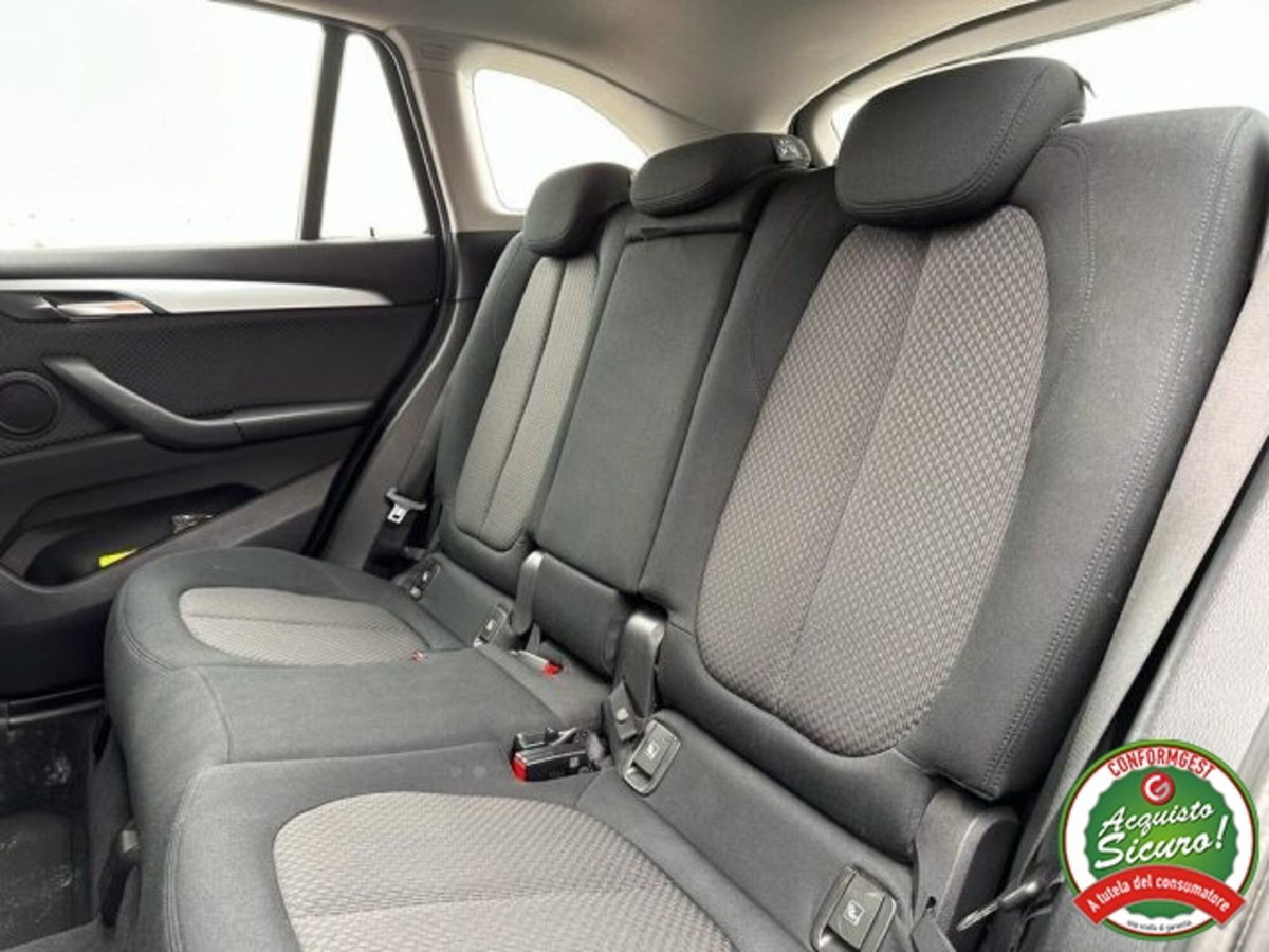 BMW X1 sDrive16d Advantage (14)