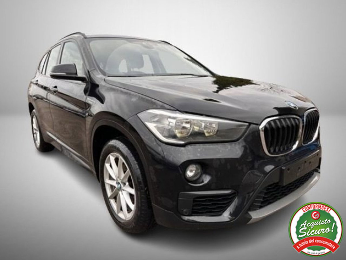 BMW X1 sDrive16d Advantage (2)