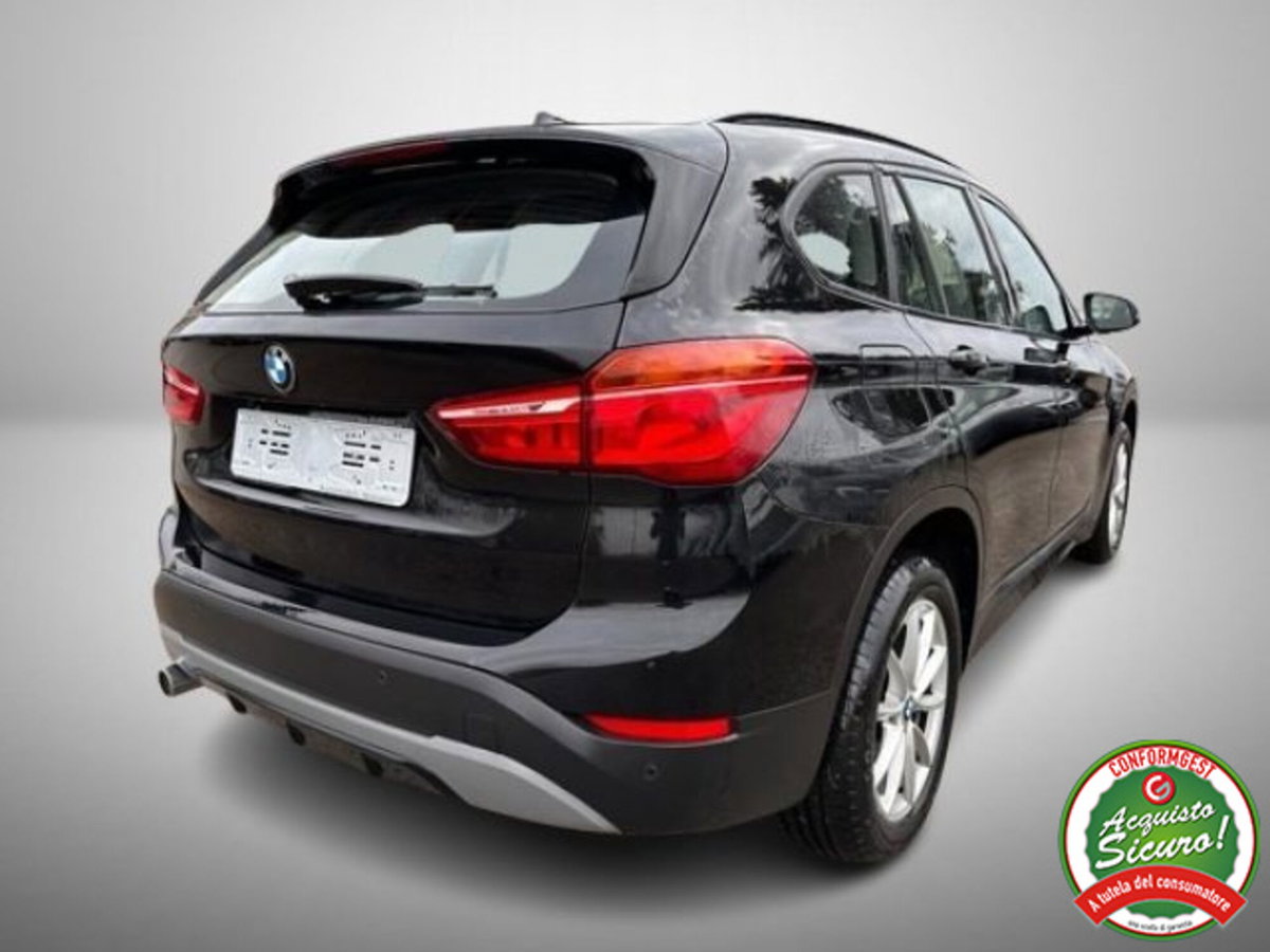 BMW X1 sDrive16d Advantage (7)