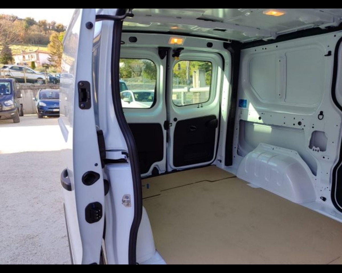 Renault Trafic Furgone T27 2.0 dCi 130CV PC-TN-DC Furgone Ice Plus (6)