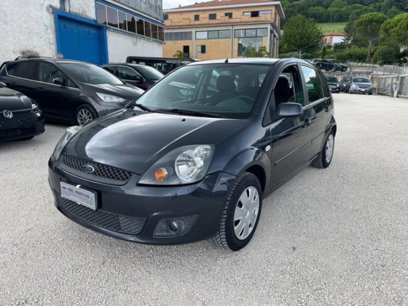 Ford Fiesta 1.2 16V 5p. Ghia