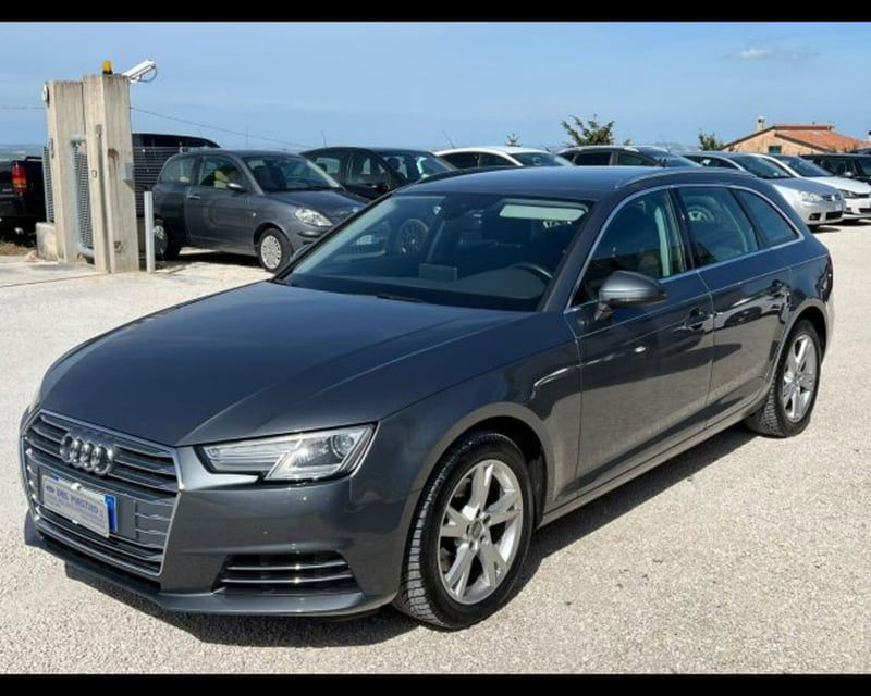 Audi A4 Avant 2.0 TDI 150 CV Business